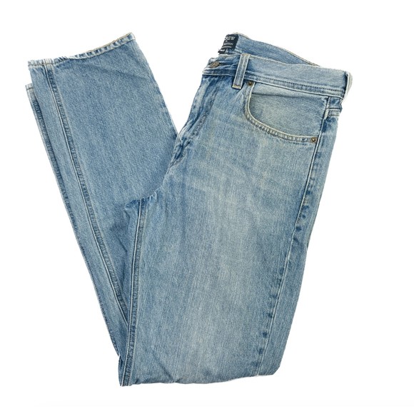 J. Crew Factory The Sutton Jeans Light Wash Straight Leg Mens 31x32 Cotton C9931 - Picture 2 of 12